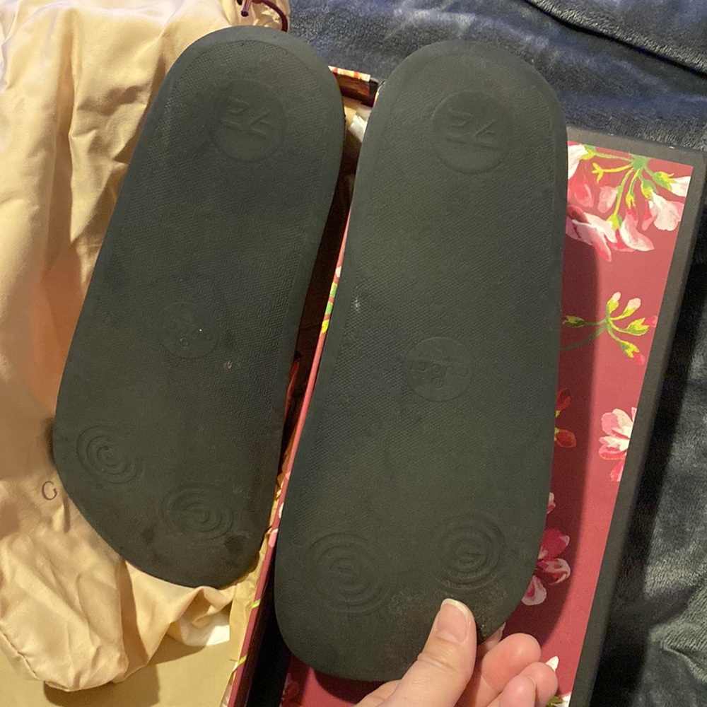 Gucci Slippers - Picture 3 of 5